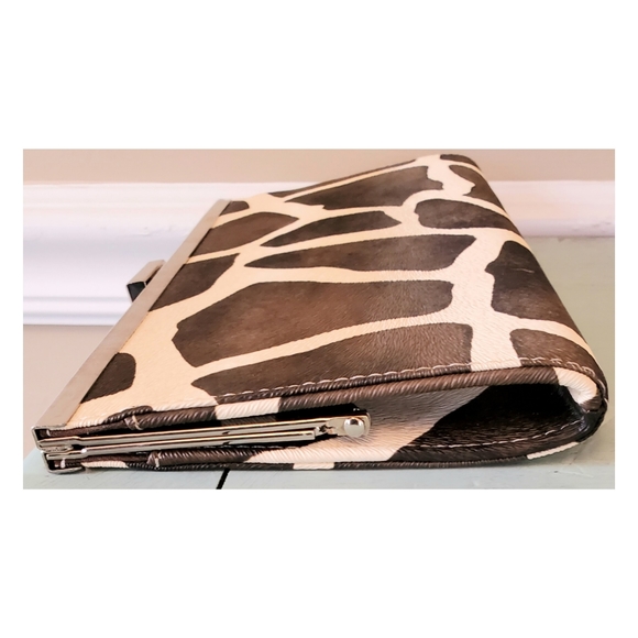 Animal Print Clutch - Picture 3 of 3